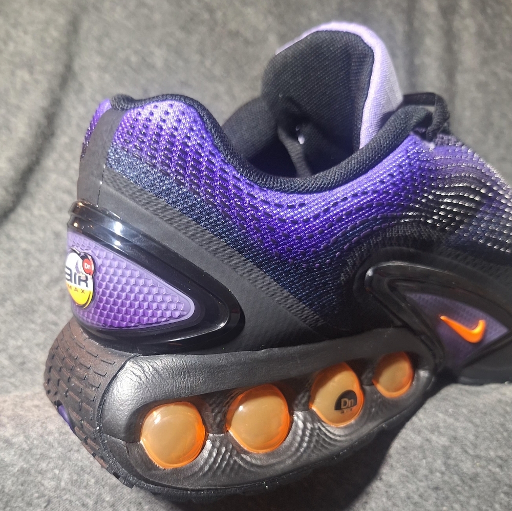 Nike Air Max Dn SE 'Medium Violet' ~ Black Violet Orange HF5531-500 Men's: 10.5 - Picture 3 of 9